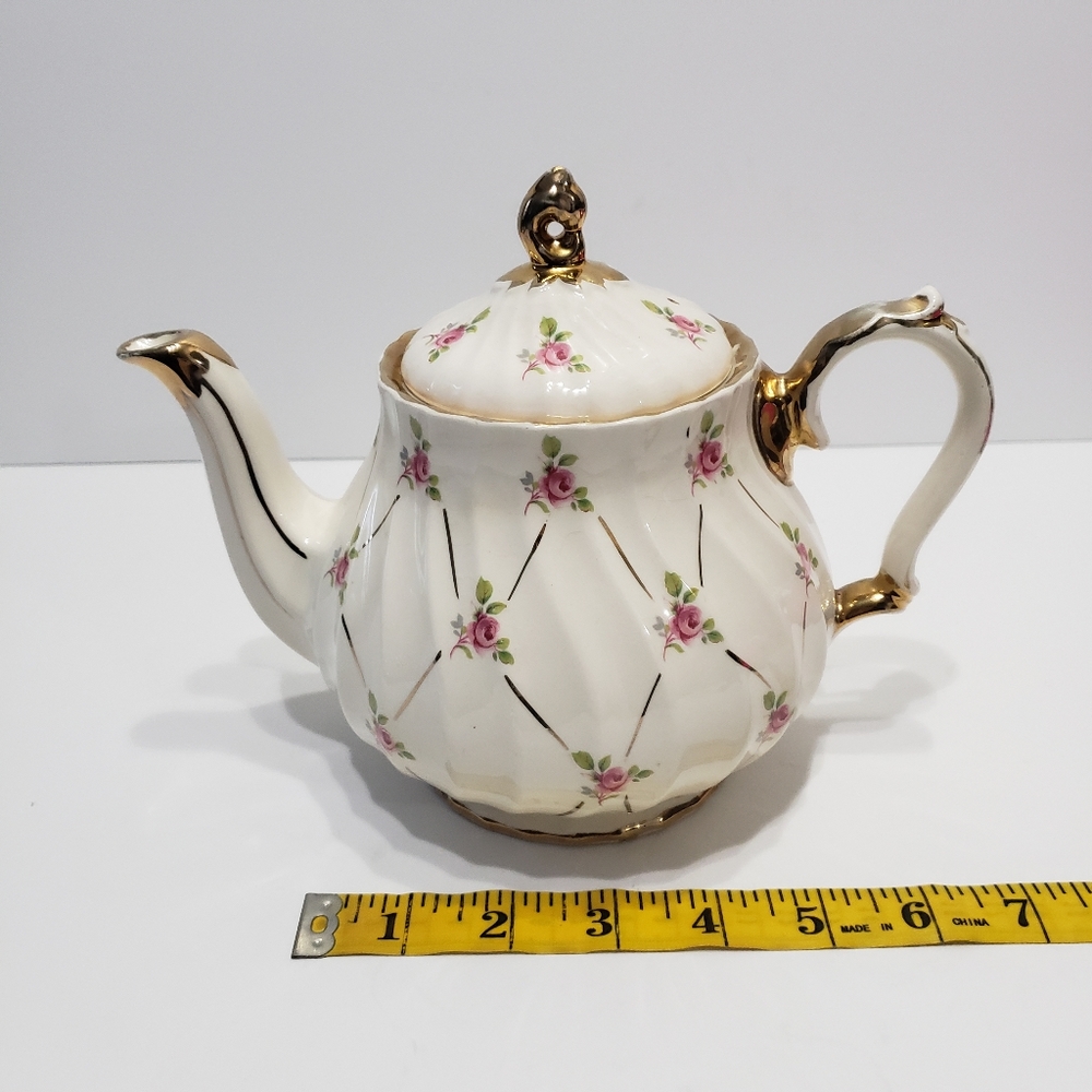 Vintage Sadler Teapot - Picture 9 of 9